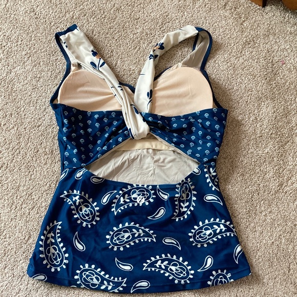 Nani Swimwear Navy Women's Tankini Top - Picture 2 of 3